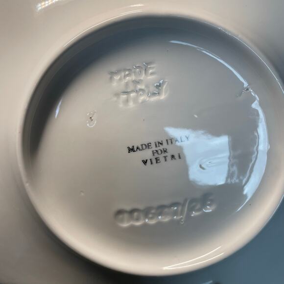 Vietri (Italy)Green Gold Star Accent Dessert Plate - Picture 4 of 16